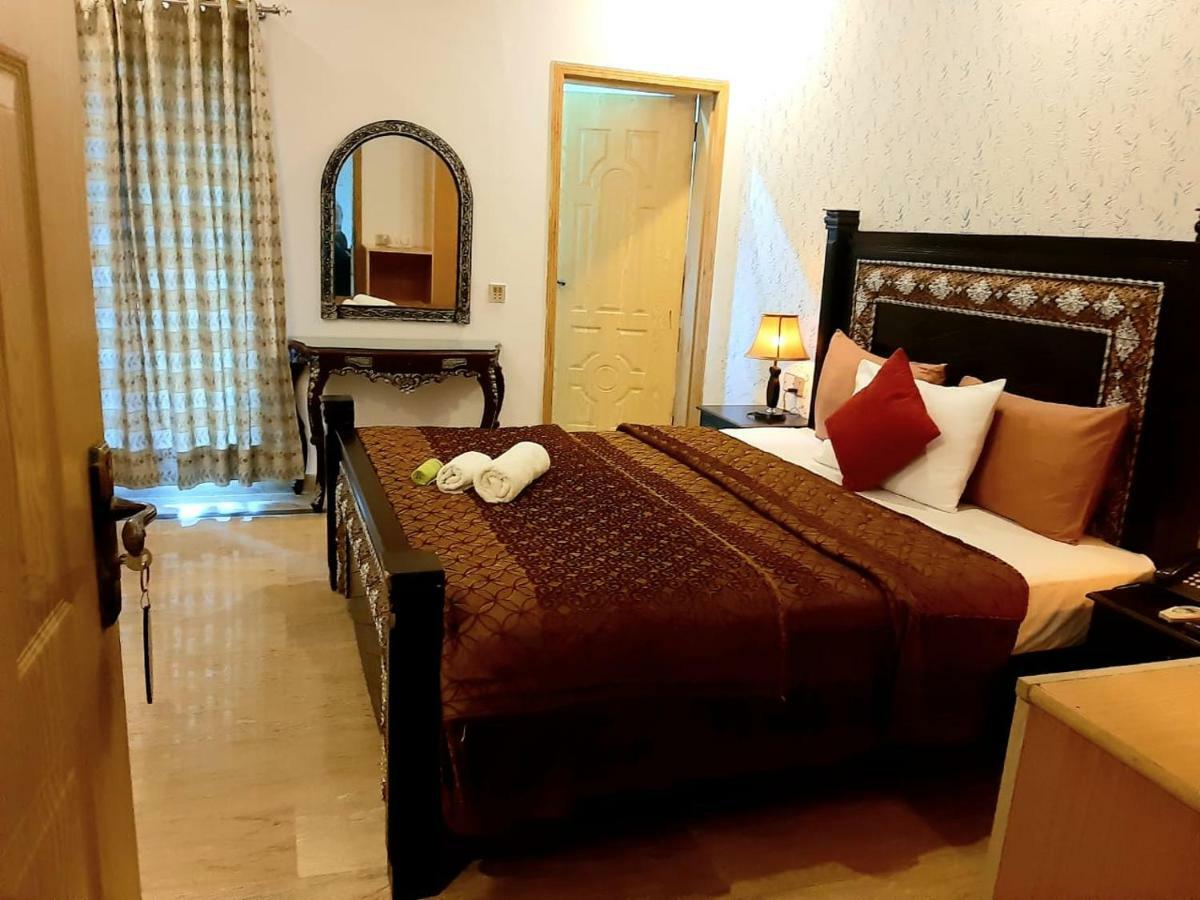 Hotel Park View Lahore Kamer foto
